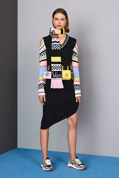 Look 14